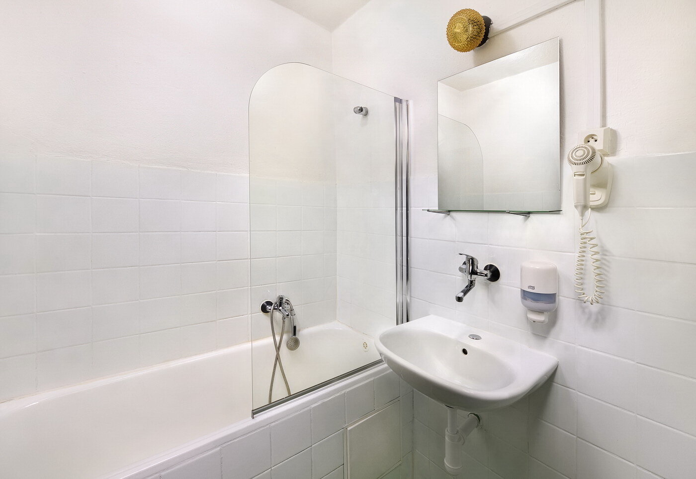 4-6 fős két légterű eco szoba