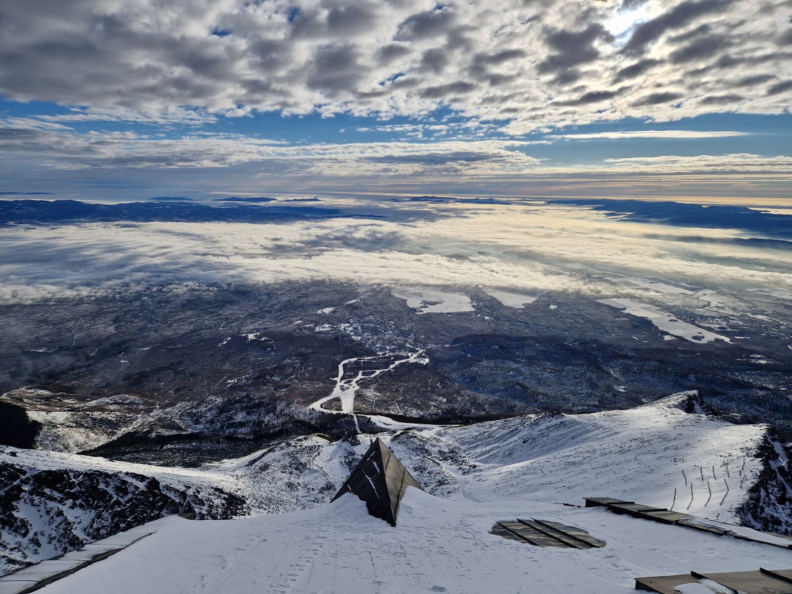 Kilátás a Lomnici-csúcsról