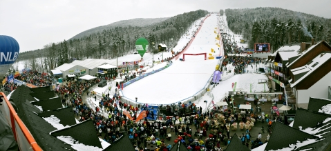 FIS szalalomverseny a Hotel Aréna szomszédságában