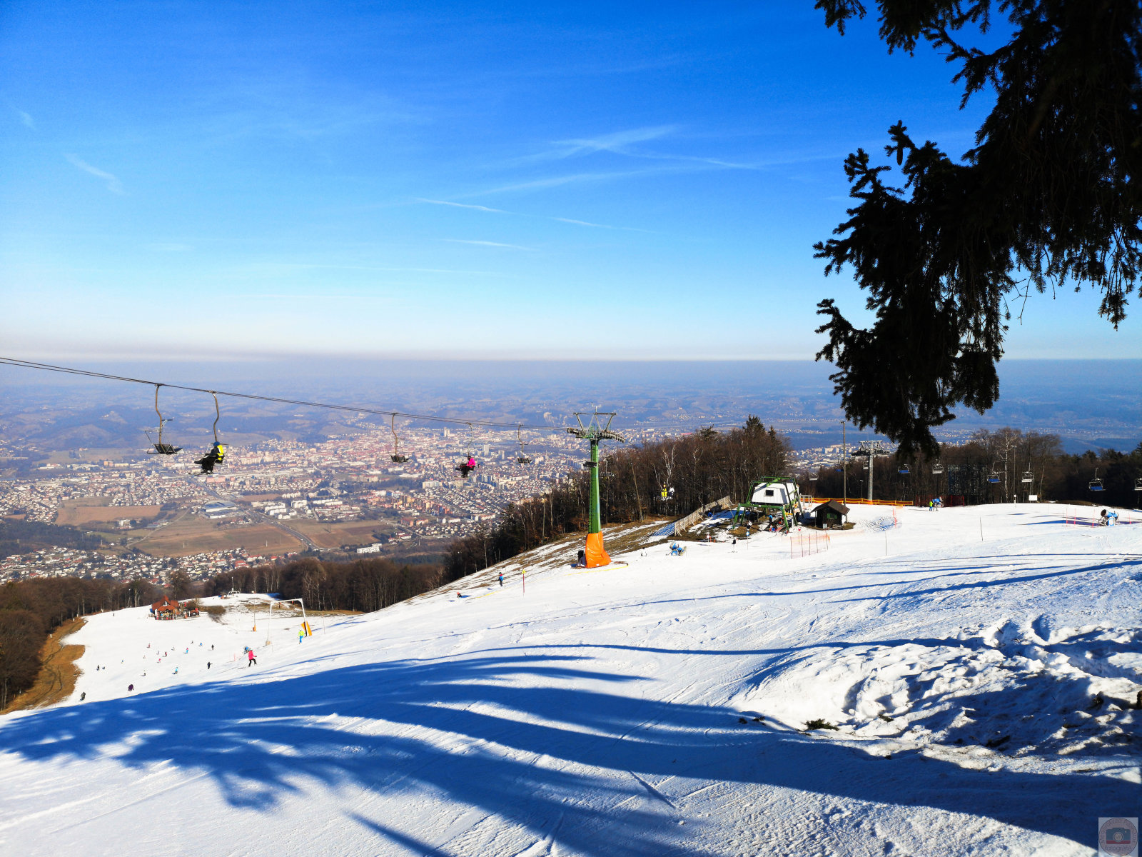 Kilátás a városra