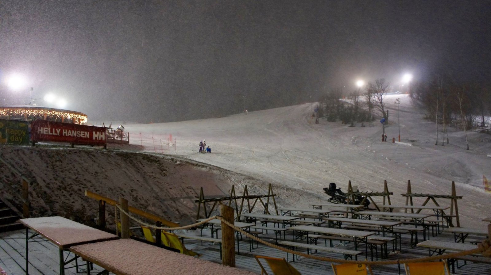 Ma esti kép: már havazik a Síparkban!