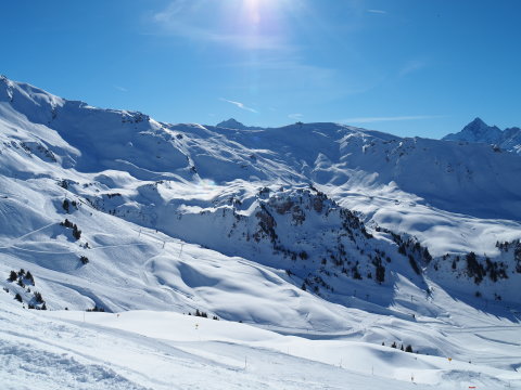 sípálya illetve pálya melletti szakasz