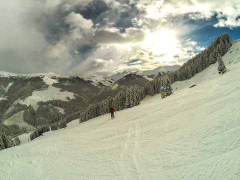 Saalbach csütörtökön, azóta itt is jelentősebb hó hullott  - fotó: facebook