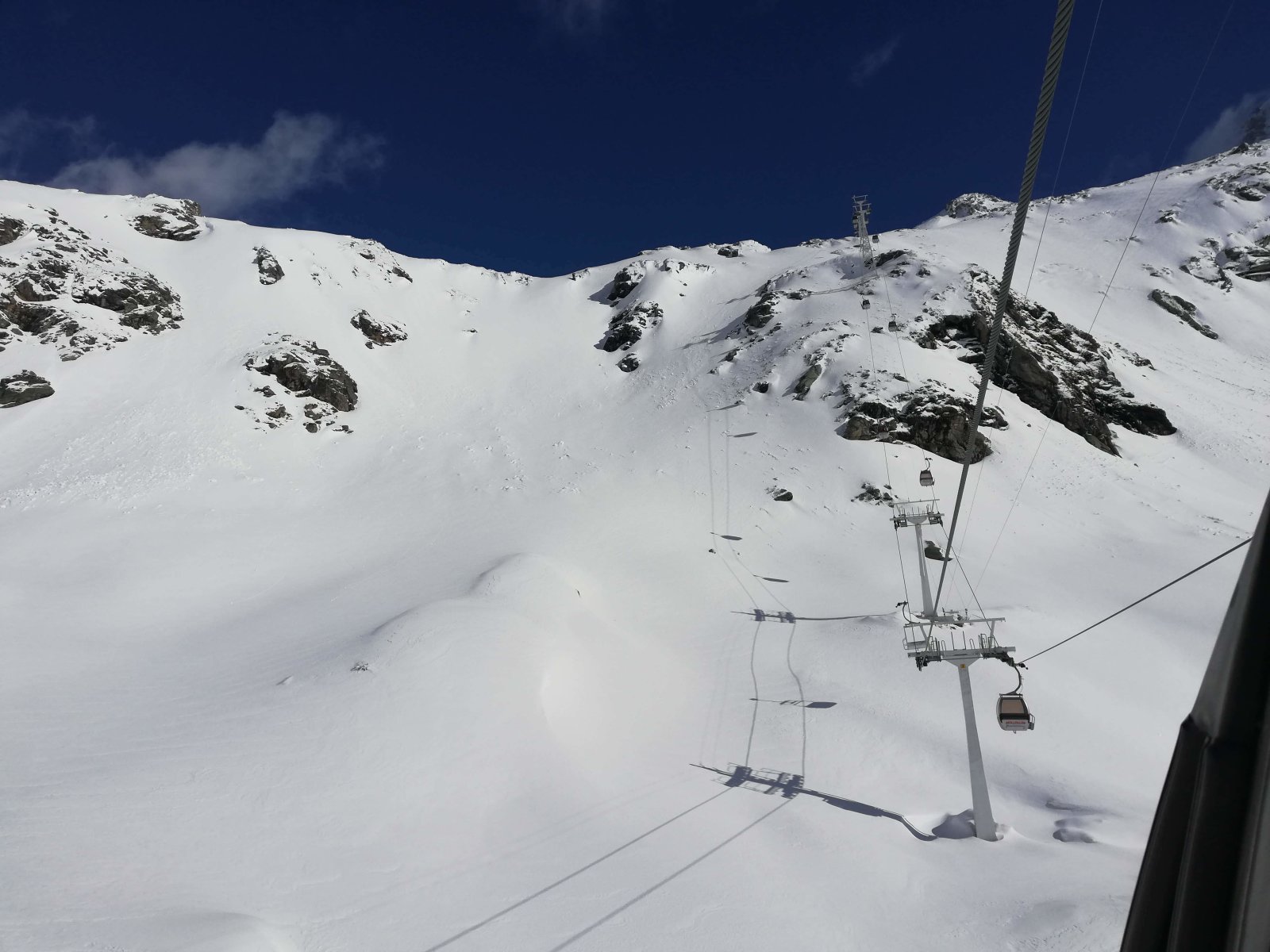 2200 méteren is 1,5 méter hó