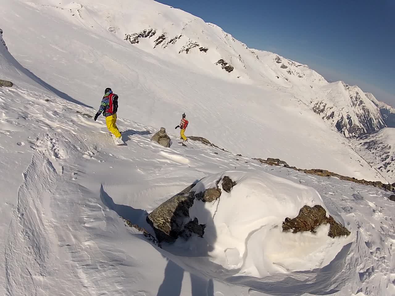 A végén balra elérjük a lejáratot.