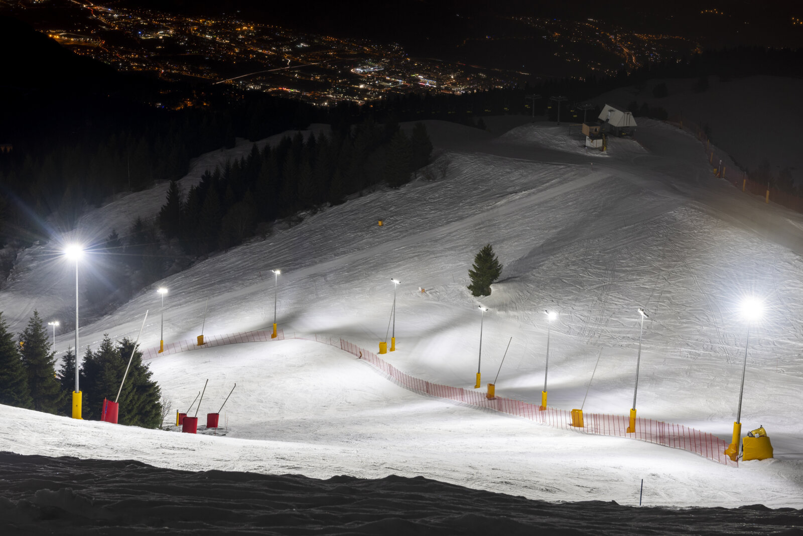 245585_Slopes---Night-Ski-7.jpg