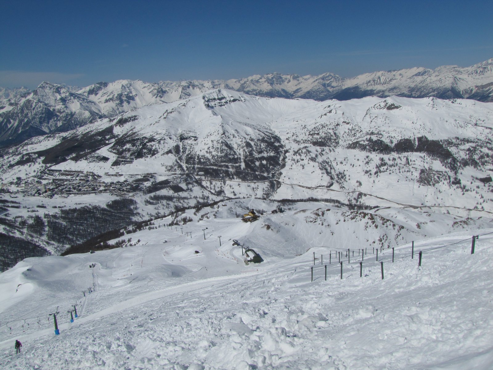 Sestriere a La Motta felvonó tetejétől
