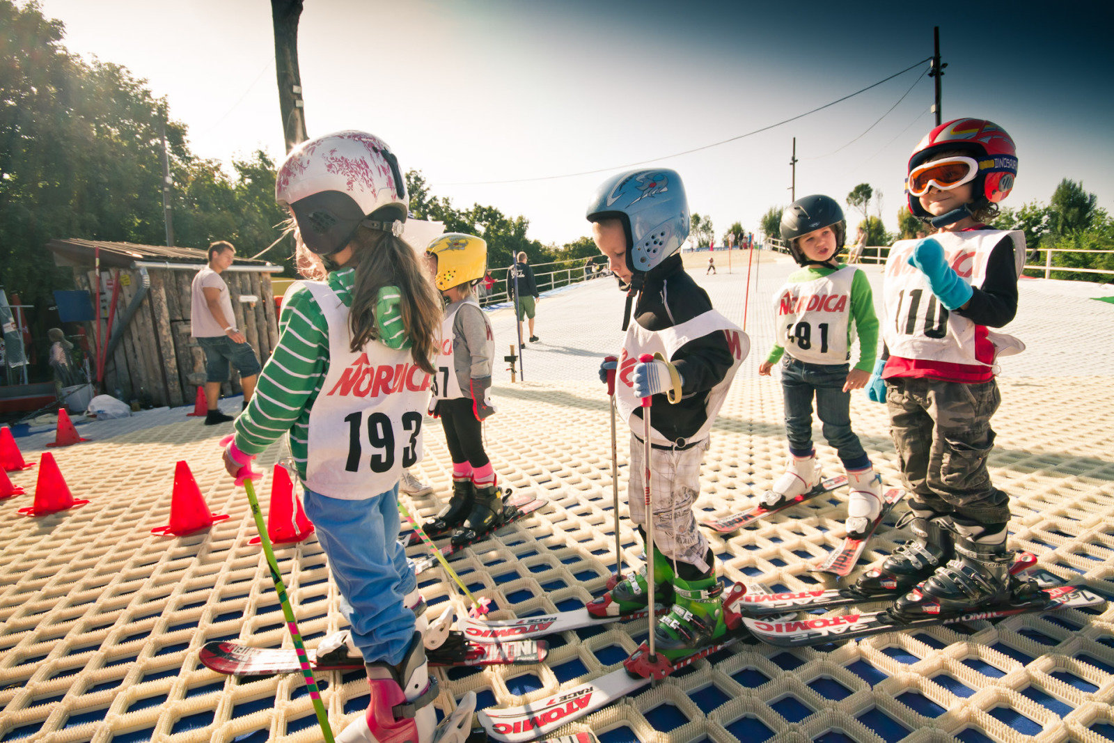 Műanyagpályás gyerekverseny Zuglóban 2011, Fotó: Horányi-Névy András