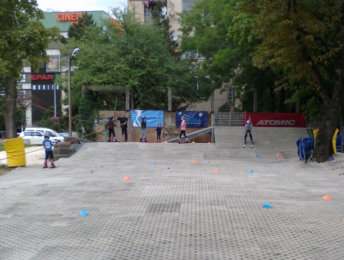 Nanook Síiskola - MOM, a Bah csomópontnál