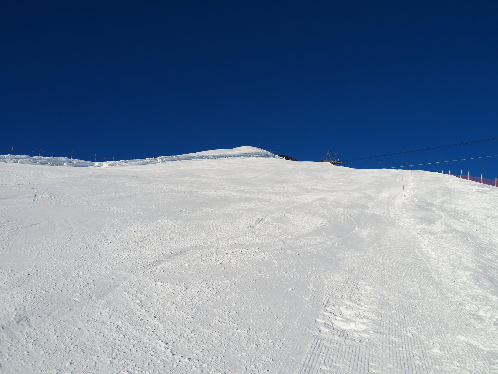 a fekete 10-es pálya lentről