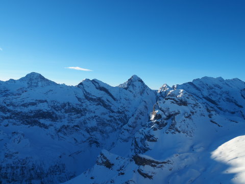 déli irányban a gerinc mögött már Wallis kanton van