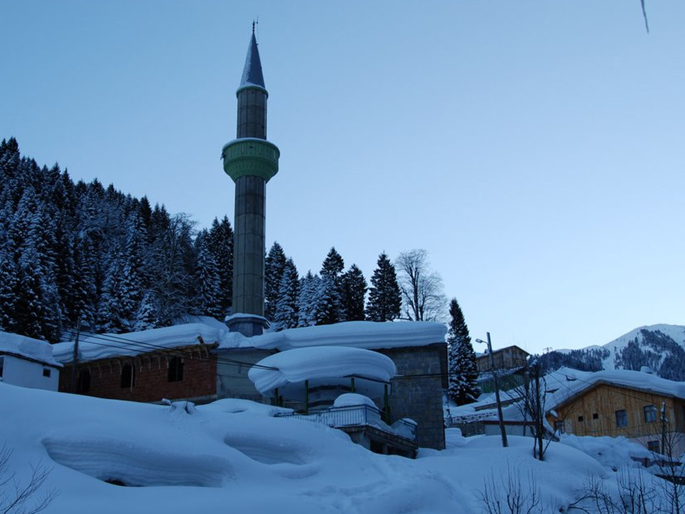 Ayder település vastag hótakaró alatt - Fotó: Panoramio