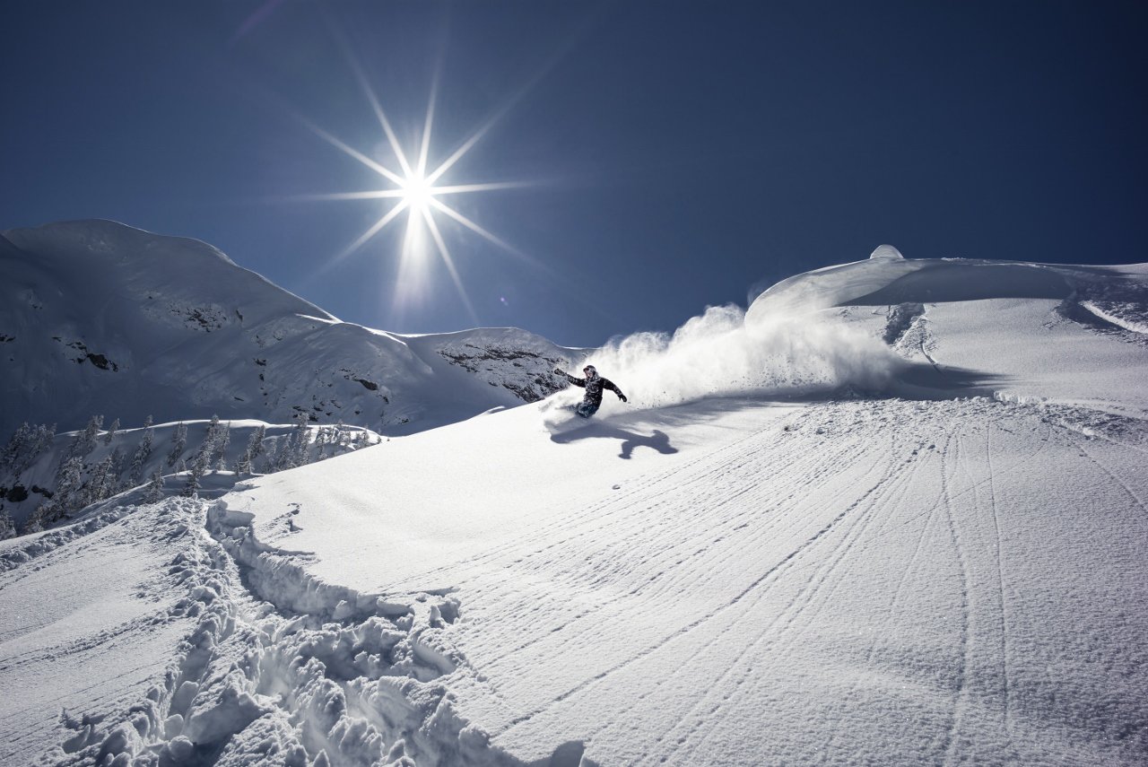 Freeride-Skifahren-Nassfeld-Kaernten-Oesterreich-02-1280x855.jpg