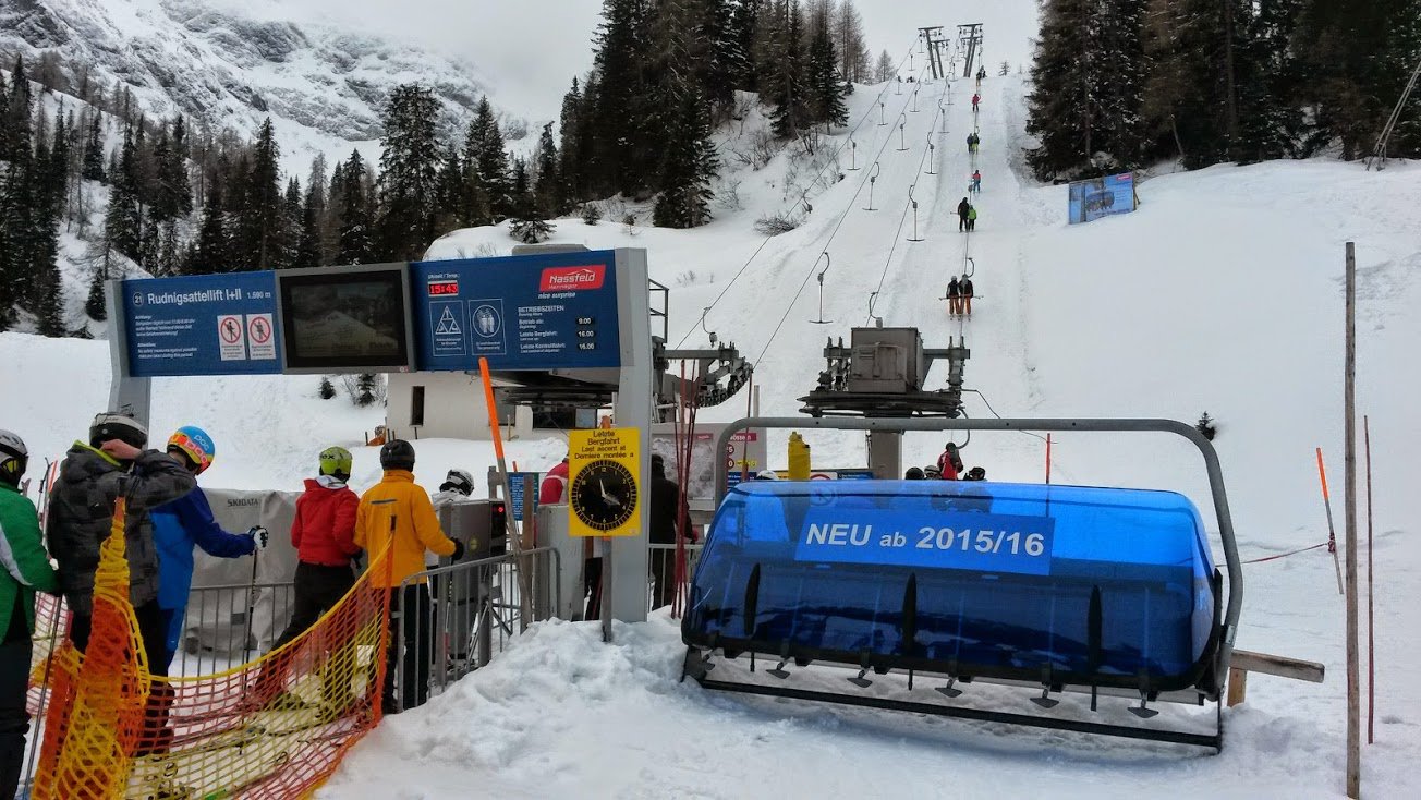 A síterep talán egyetlen gyenge pontját, ezt a hosszú csákányost váltja fel egy hatüléses modern lift a 2015/16 szezontól.