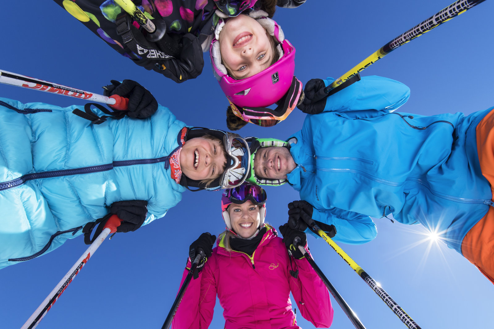 A gyerekek ingyen síelnek idén Nassfelden.