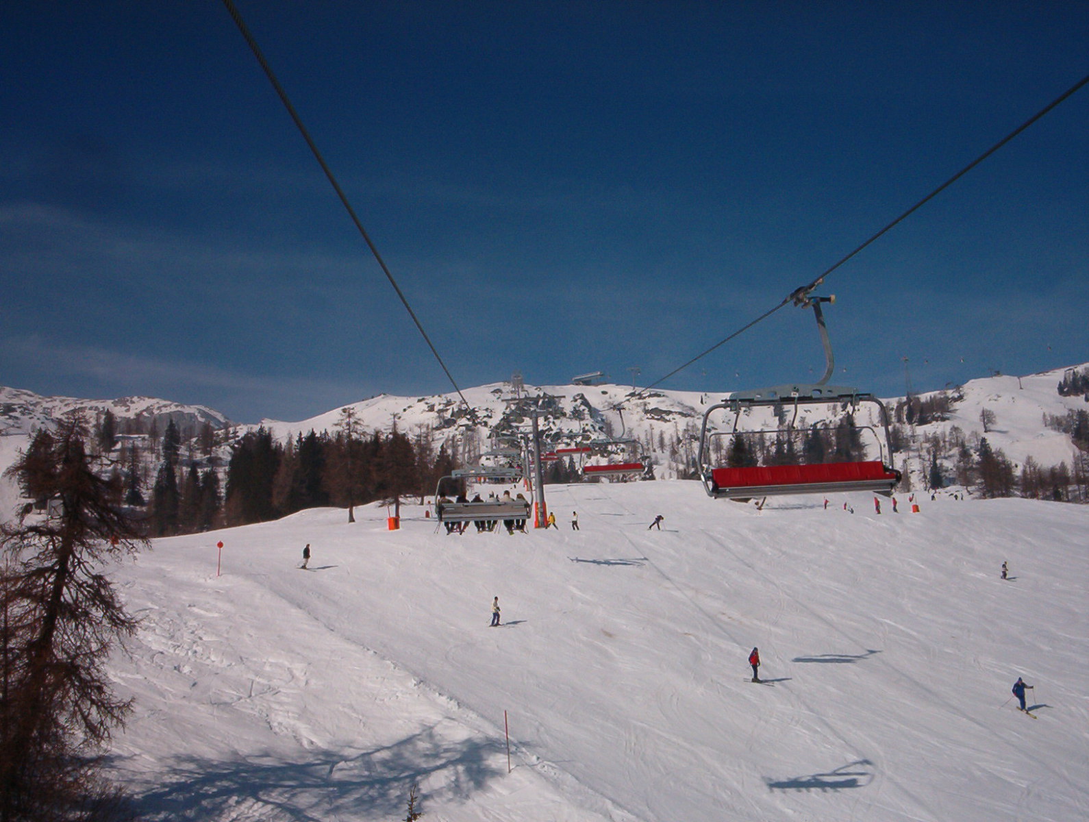 skiarena02.JPG
