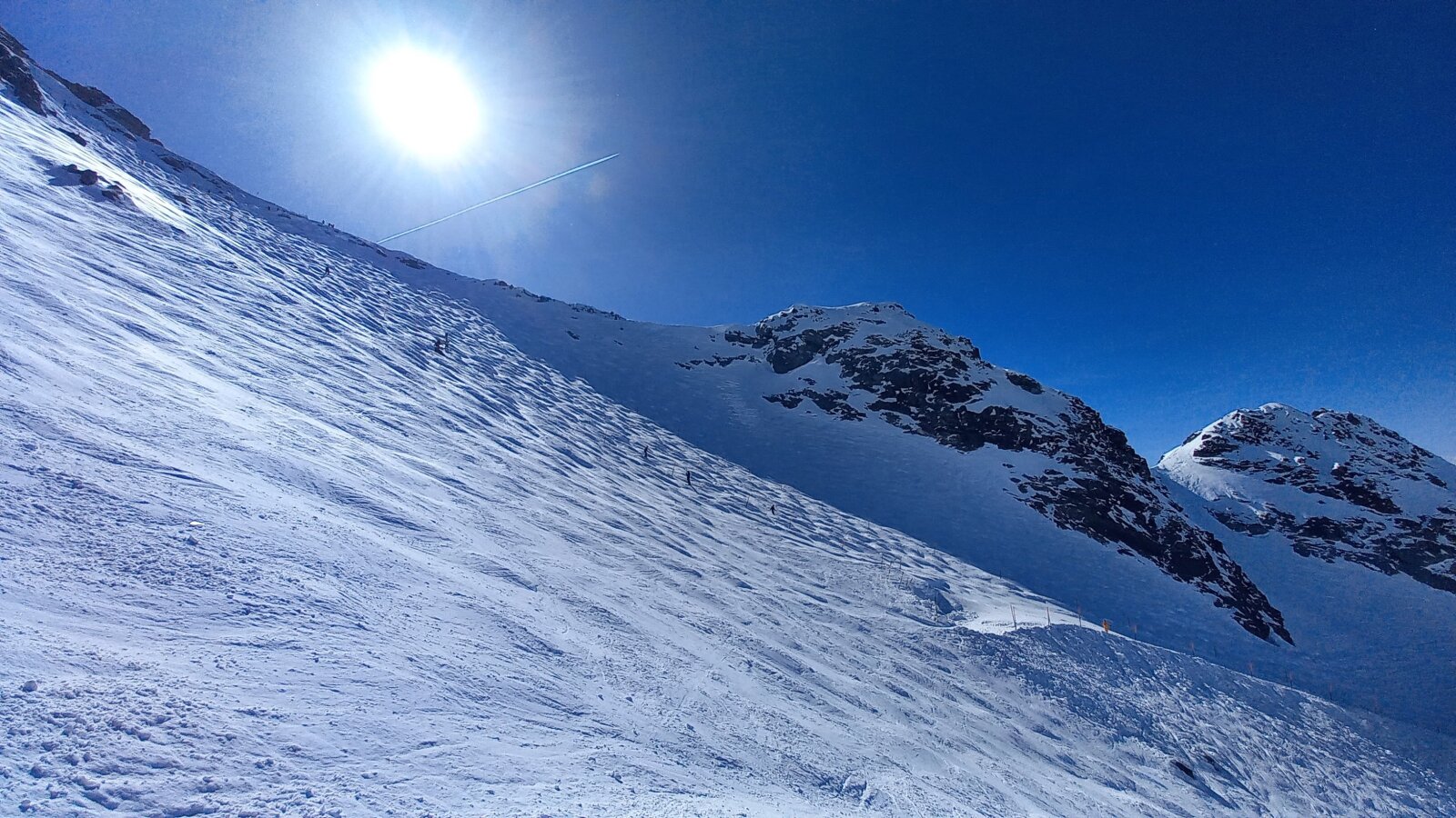 Itt volt aki inkább a felvonóval jött le