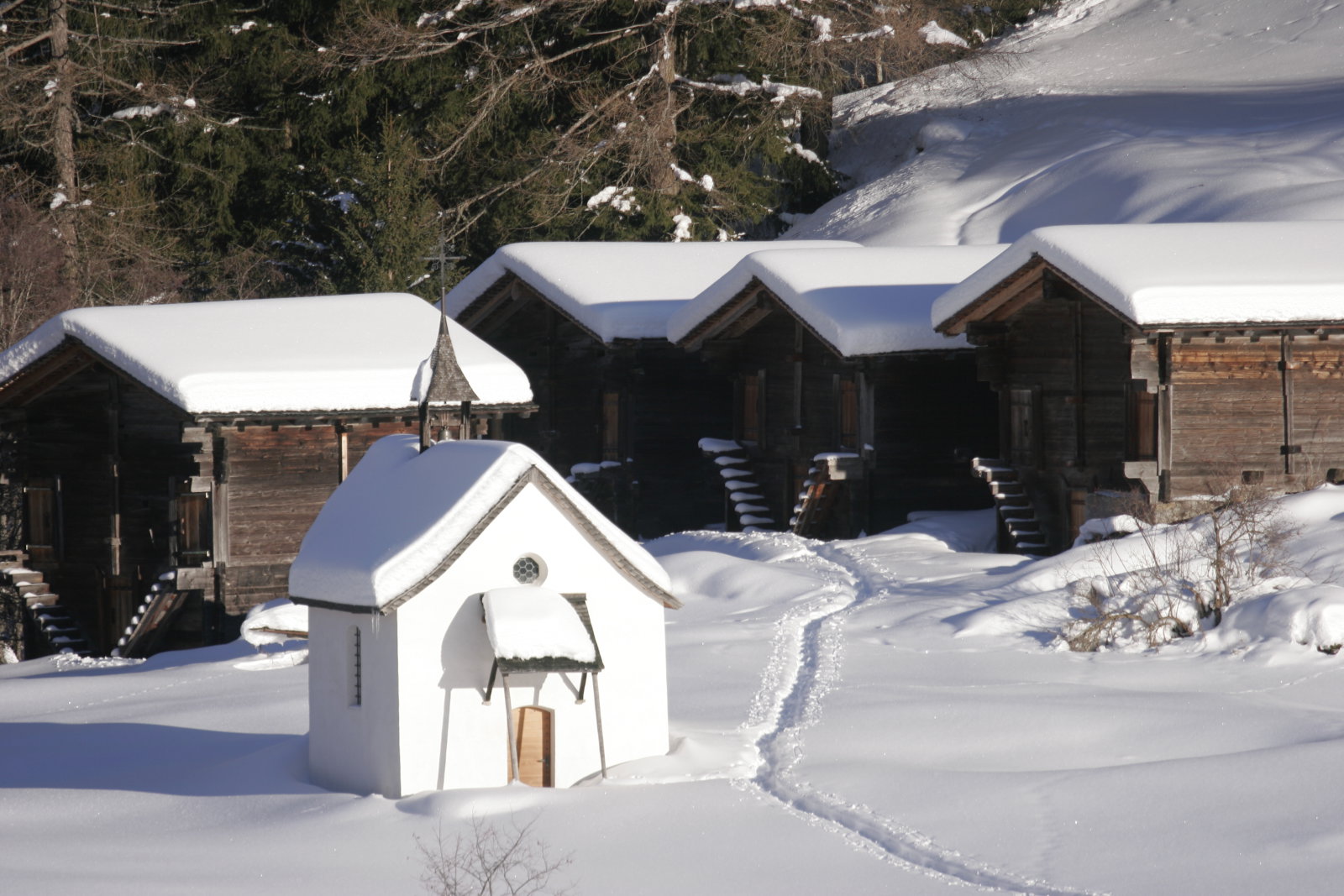 Tipikus svájci falu - Obergoms