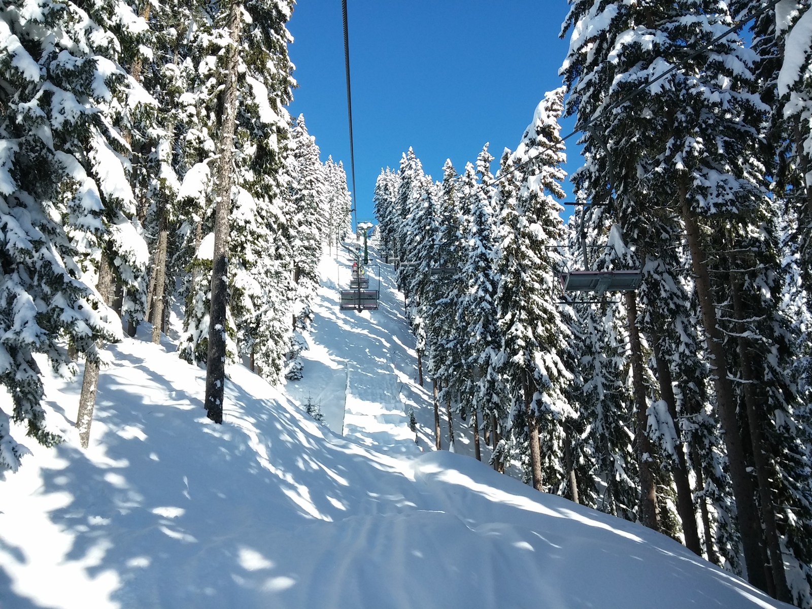 Az ősrégi felvonó, ha minden igaz, le fogják cserélni egy kabinos liftre
