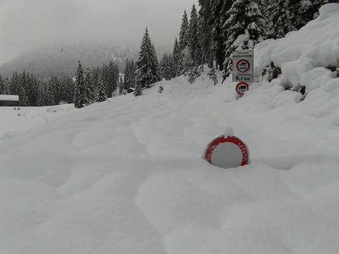 Eltűnt az út (Kép: CentroMeteoDolomiti)