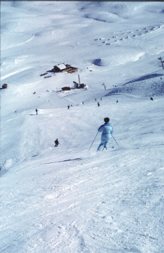 Lent a Roche Rousse és a mellette lévő iglu-város