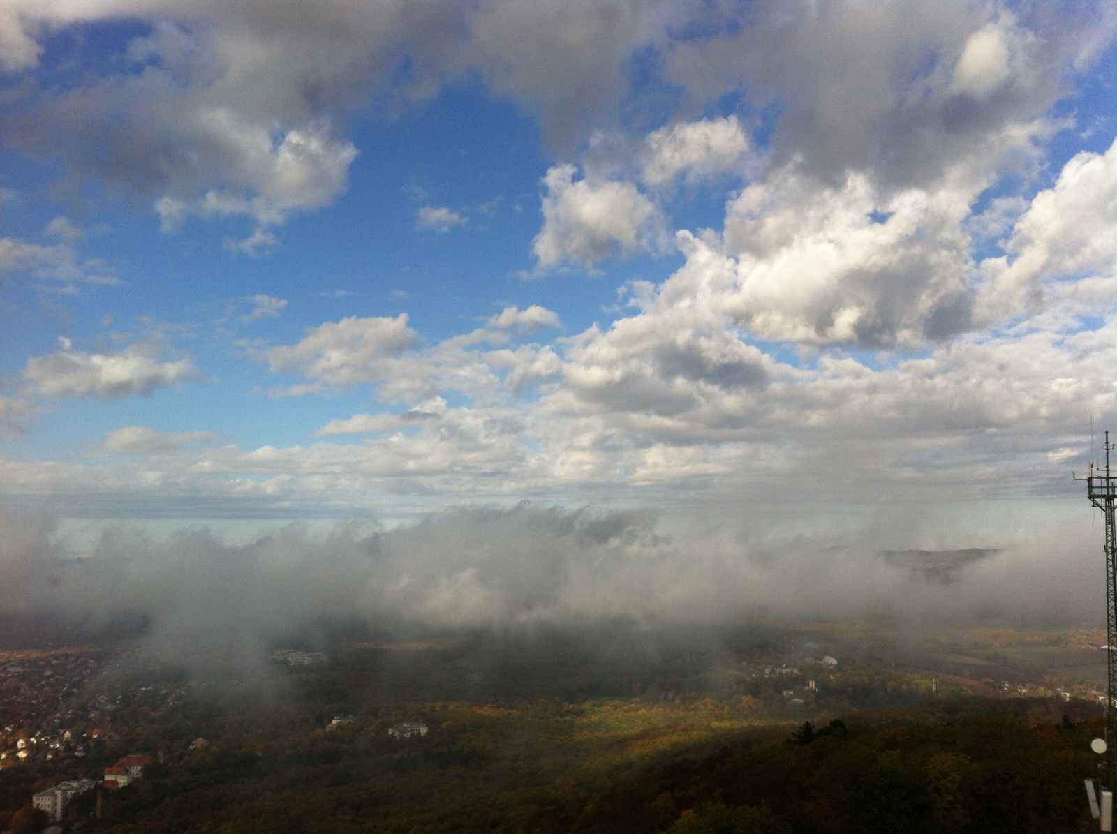 felhőben a város 2.