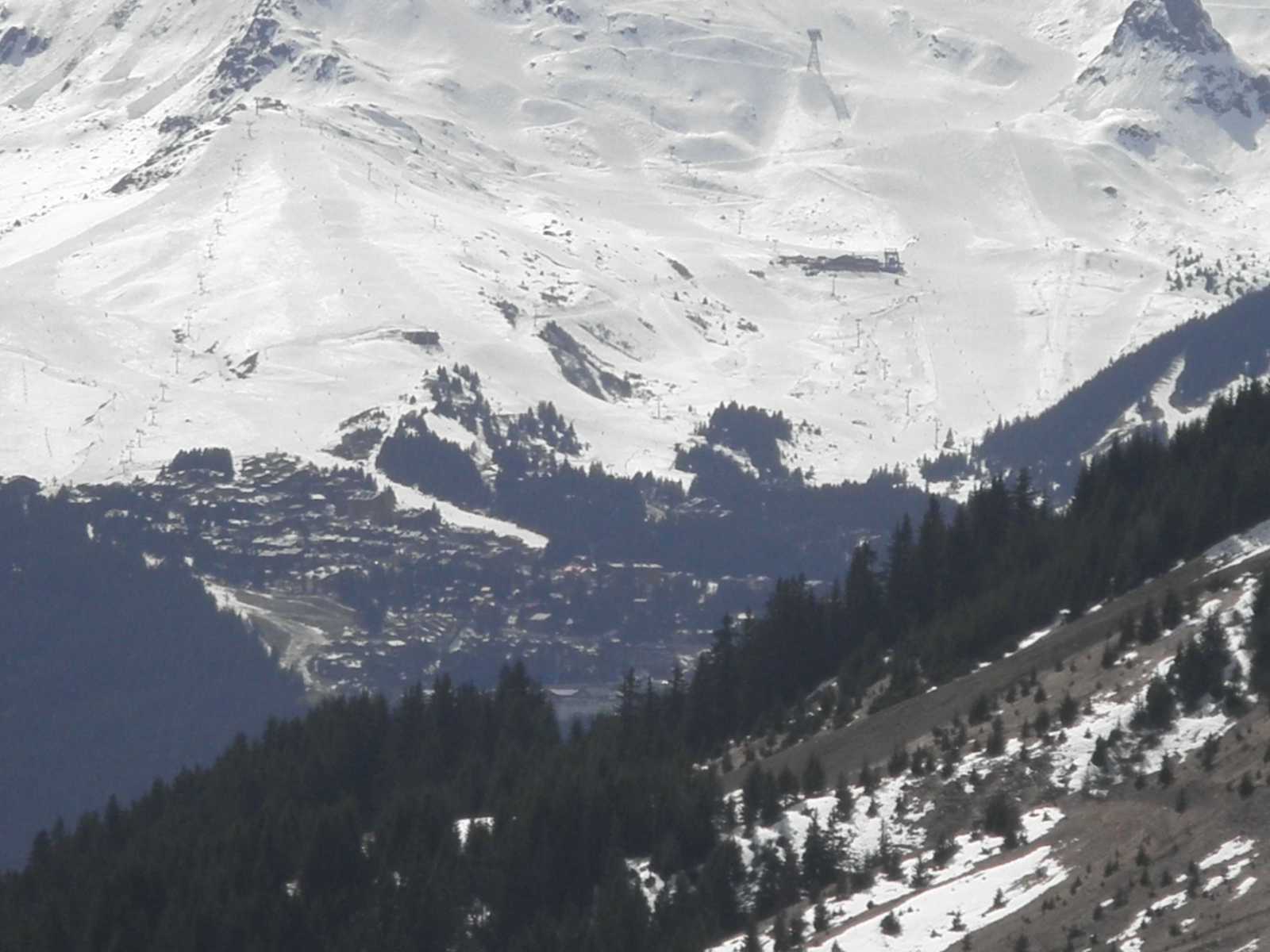 Courchevel(Trois Vallées) panorámája Champagny-ból