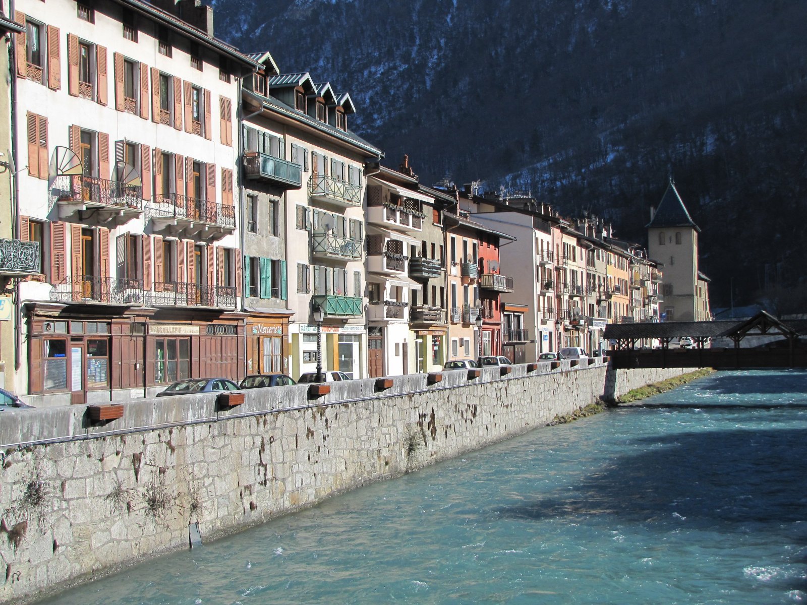 Moutiers, Isére folyó