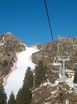 U.a. felső (fekete) szakasza