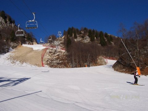 "Hiányos" pályaszakasz, amit ki lehet kerülni