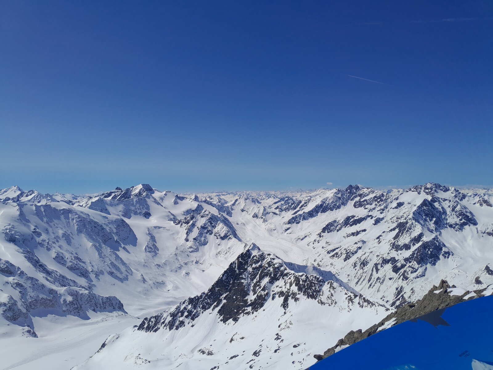 Mesés táj, távol a Berni Alpok