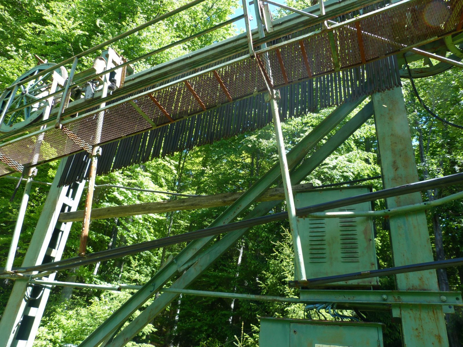 Vonszolók leszerelve