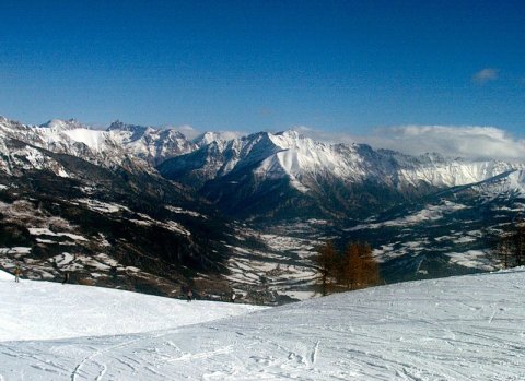 Les Bergeries panorámája az "Olympique" pálya tetejéről