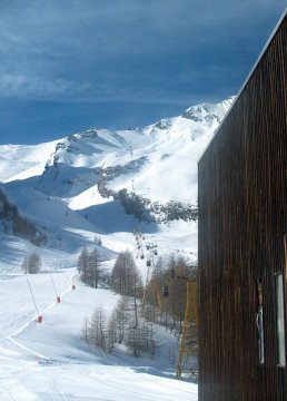 Kabinos lift nyomvonala 2600 m-re