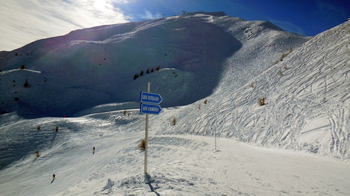 Délutáni hegyoldal, Carmen-nel