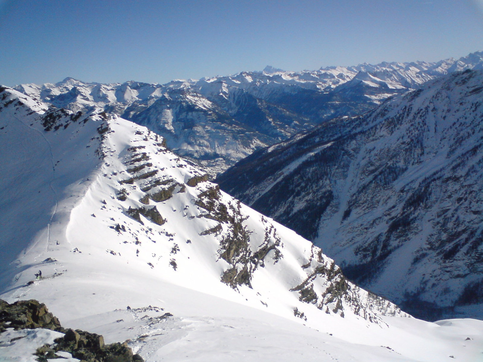 Col du Bal, A gerinc