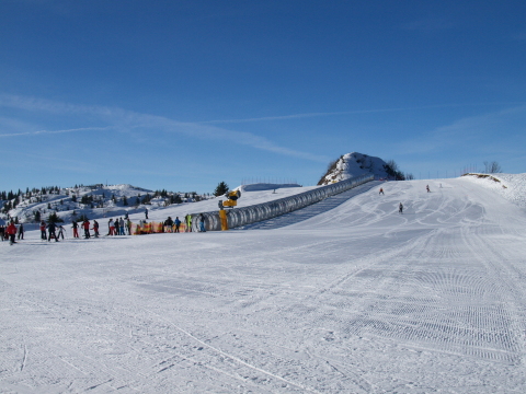 Bébipálya varázsszőnyeg a Zoncolan tetején