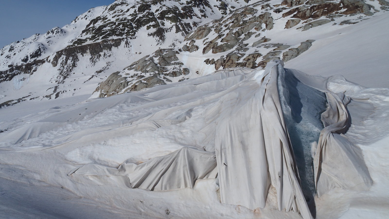 védik a gleccsert amennyire lehet