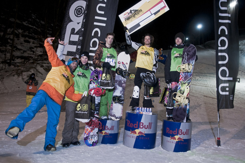A snowboardosok között Sümegi Péter volt a leggyorsabb. 2. Philipp Le Bond (Canada) 3. Szabó Bonifác 4. Koczka Gergő 5. Hartmann Jani - Kattints a képre a nagyításhoz