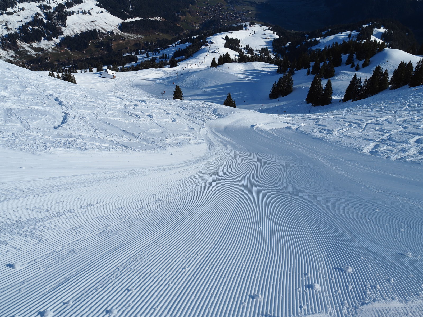 a völgyben már tavaszodik