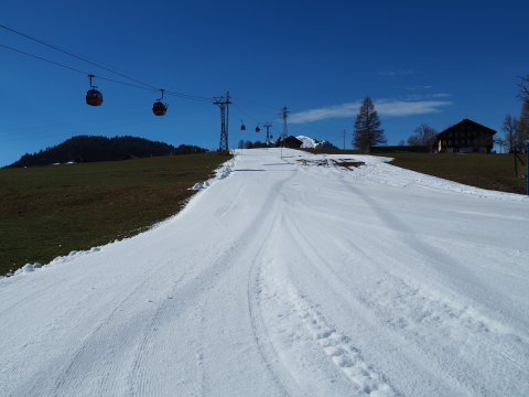 a völgyben 935m-en ez volt