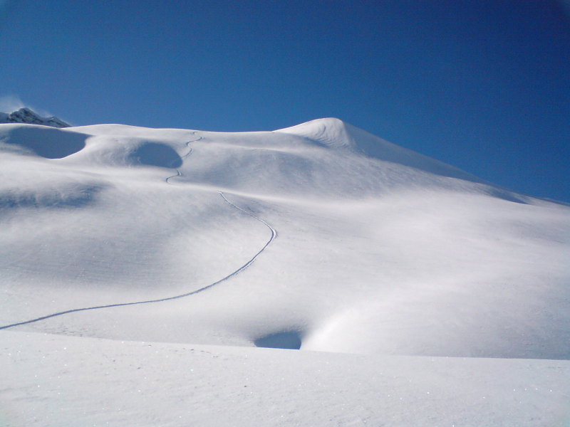 Risoul, Az első nyom