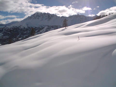 Vars, Szűzhó az Olympique inf. pályáról jobbra kicsúszva