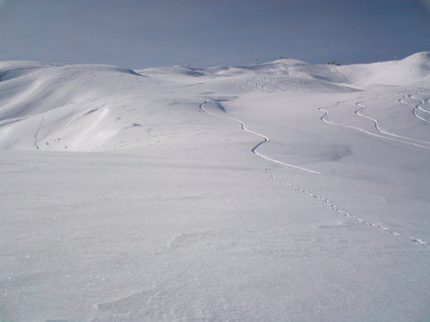 Vars, Még látszanak a pályák (jobbra fent a Peyrol lift)