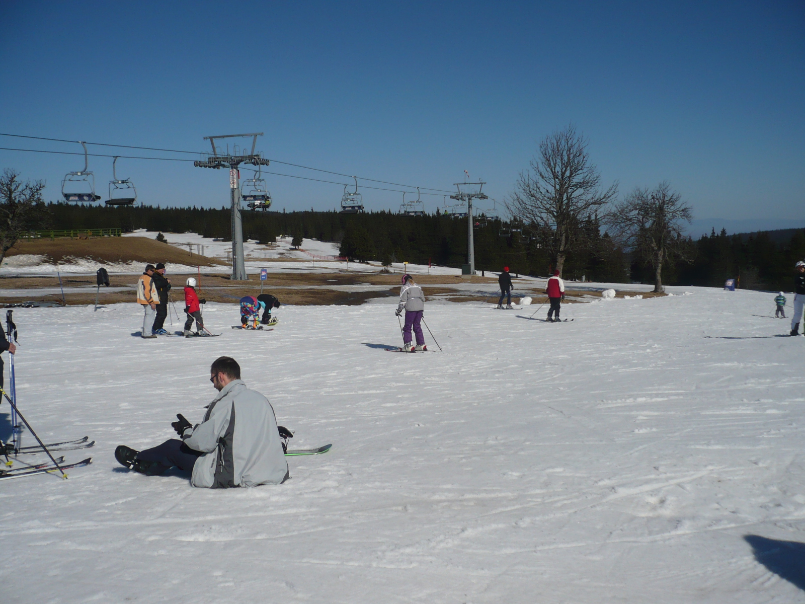 A négyes felvonó felső állomásánál