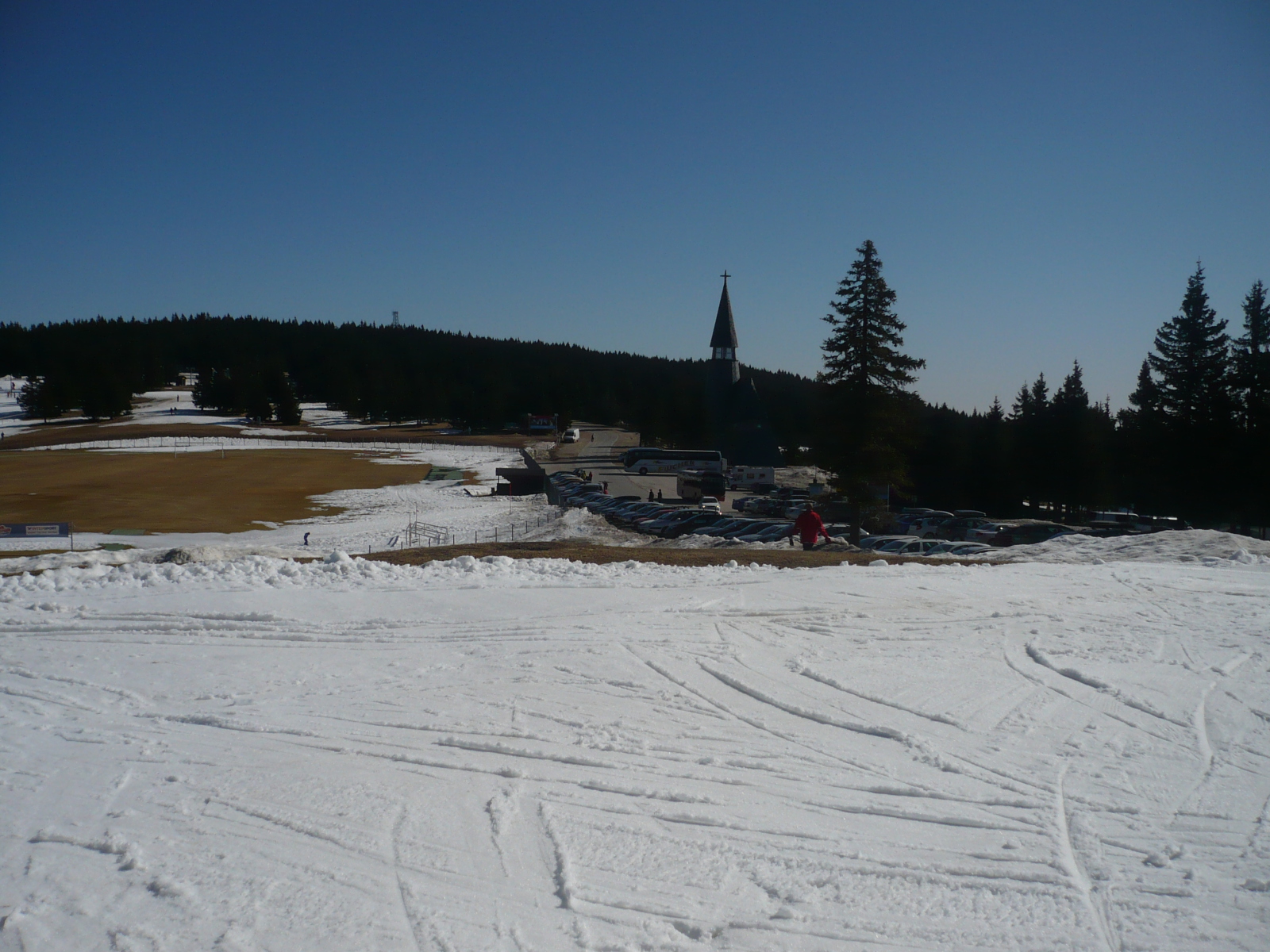 A Rogla fennsíkja márciusban