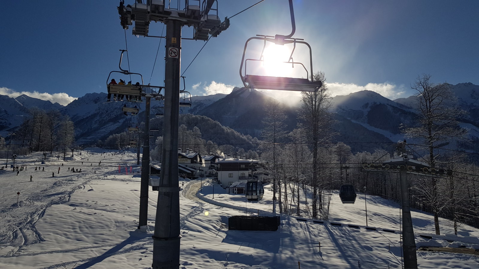 A felvonók kapacitása naponta 15.000 ember