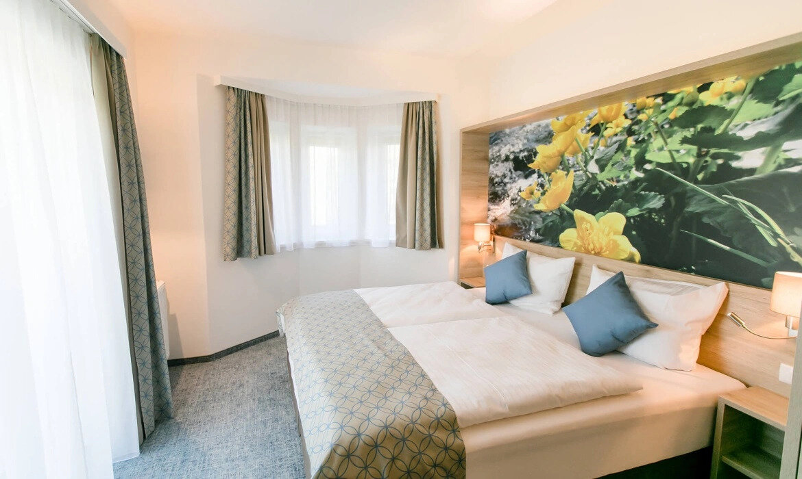 Kétágyas szoba erkéllyel