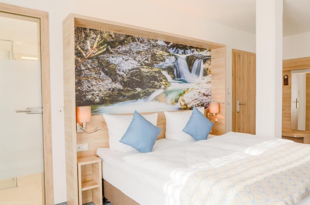 Kétágyas szoba erkéllyel