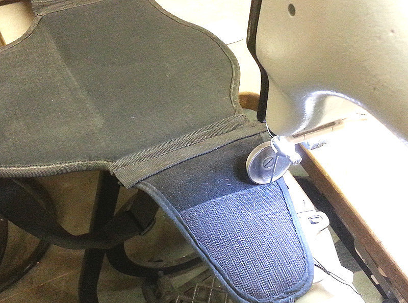 Gerincvédő - tépőzár csere a szorítópánton